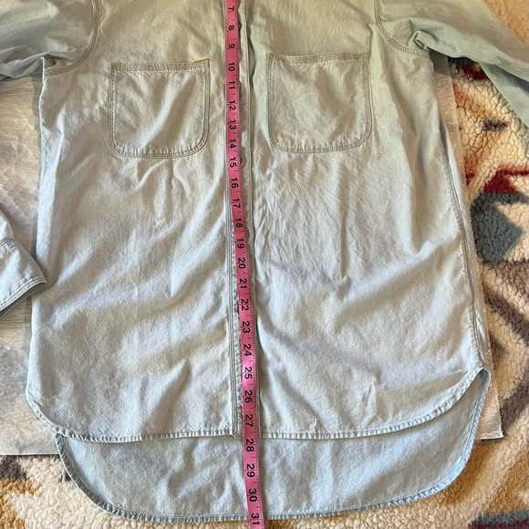 Madewell women fade blue cotton distress top long sleeve button front Sz Small - Picture 12 of 15